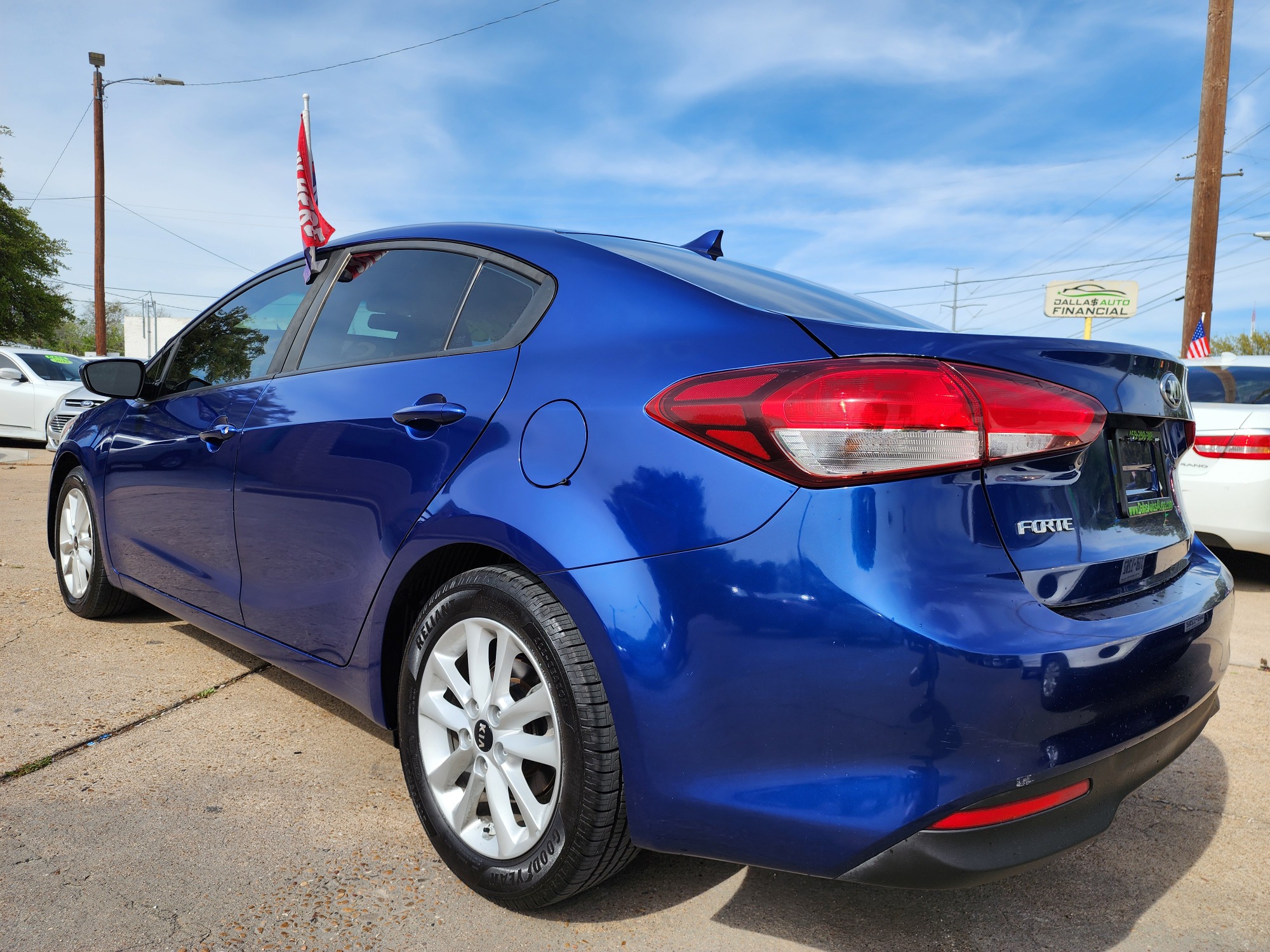 2017 Kia Forte LX (3KPFL4A72HE) with an 2.0L L4 DOHC 16V engine, 6A transmission, located at 2660 S.Garland Avenue, Garland, TX, 75041, (469) 298-3118, 32.885387, -96.656776 - Welcome to DallasAutos4Less, one of the Premier BUY HERE PAY HERE Dealers in the North Dallas Area. We specialize in financing to people with NO CREDIT or BAD CREDIT. We need proof of income, proof of residence, and a ID. Come buy your new car from us today!! This is a Very clean 2016 KIA FORTE L - Photo #5